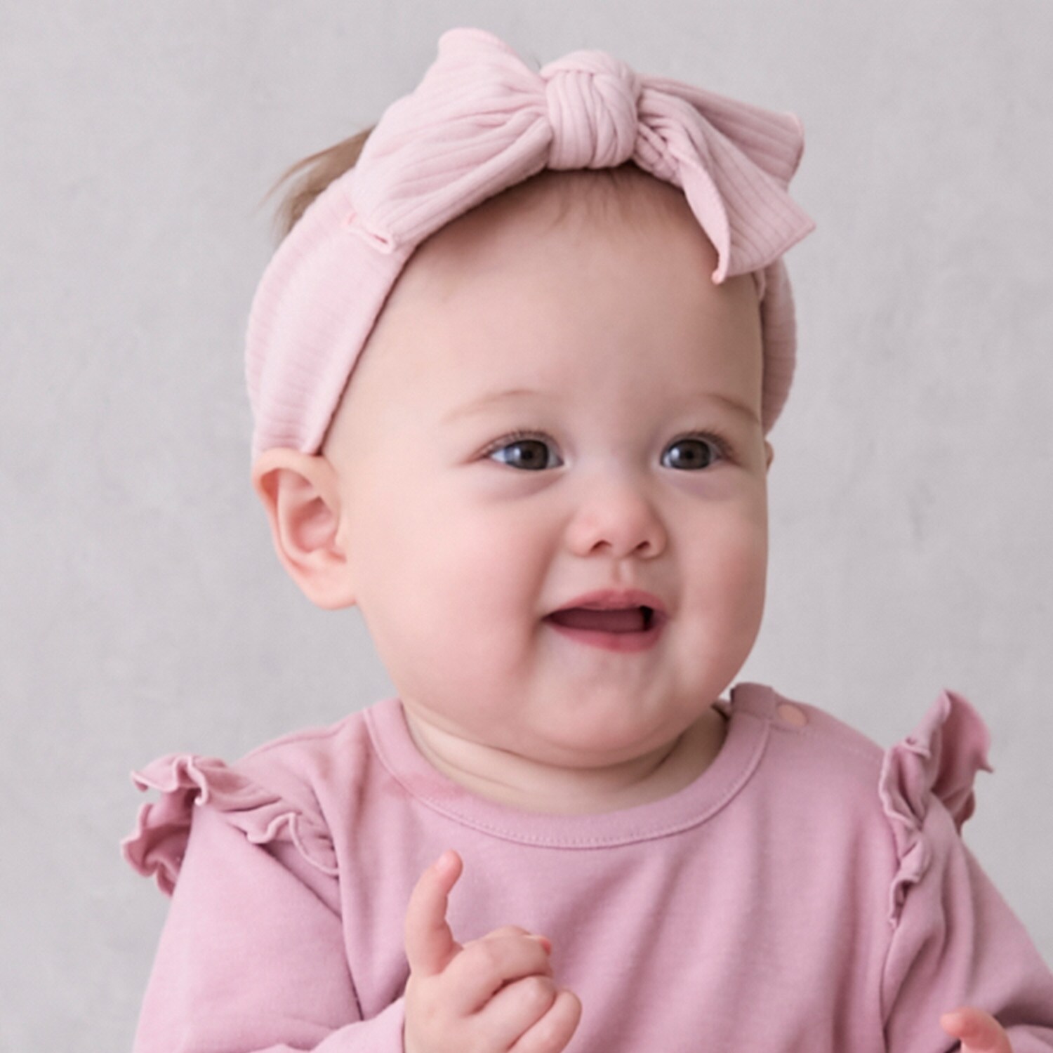 リボンヘアバンド