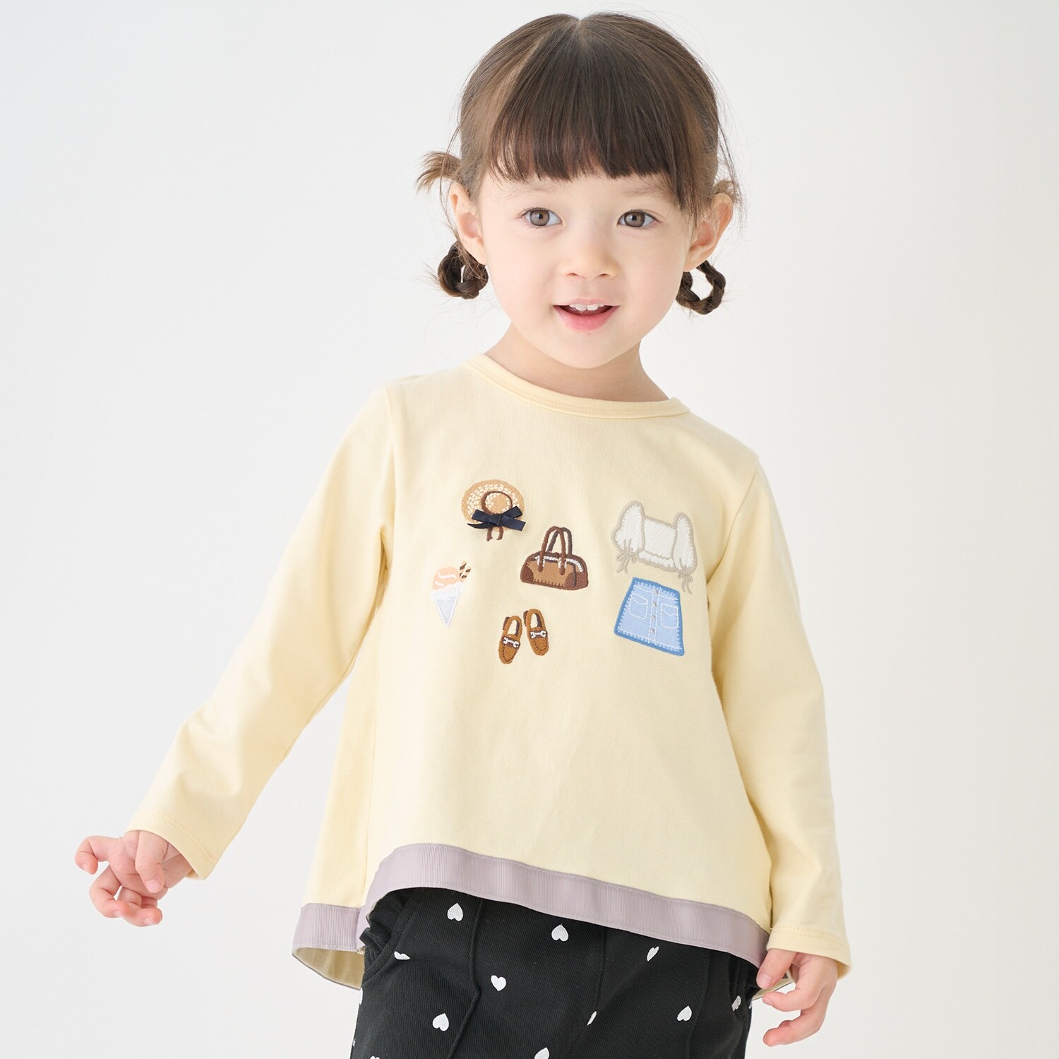 お洋服モチーフ長袖Tシャツ