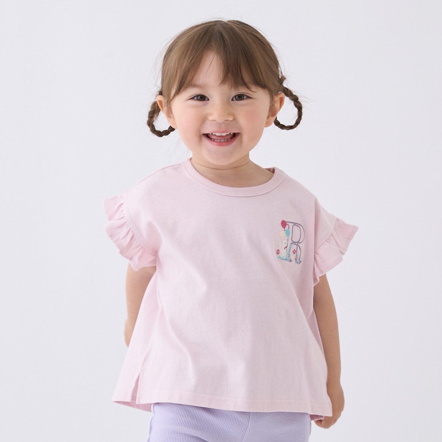 【プティプラ】アルファベット袖フリルTシャツ