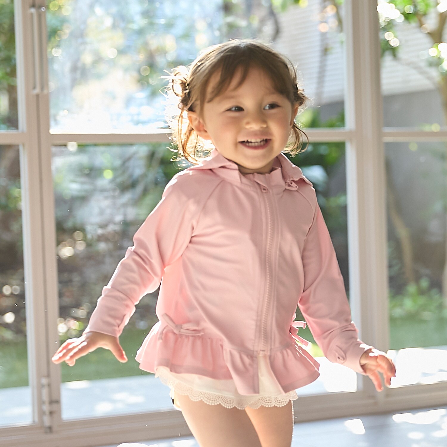 【SWIM】フリルラッシュガード