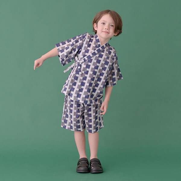 ゆったりシルエットで着やすい甚平