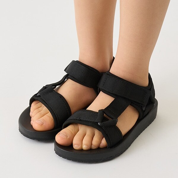 テープサンダル