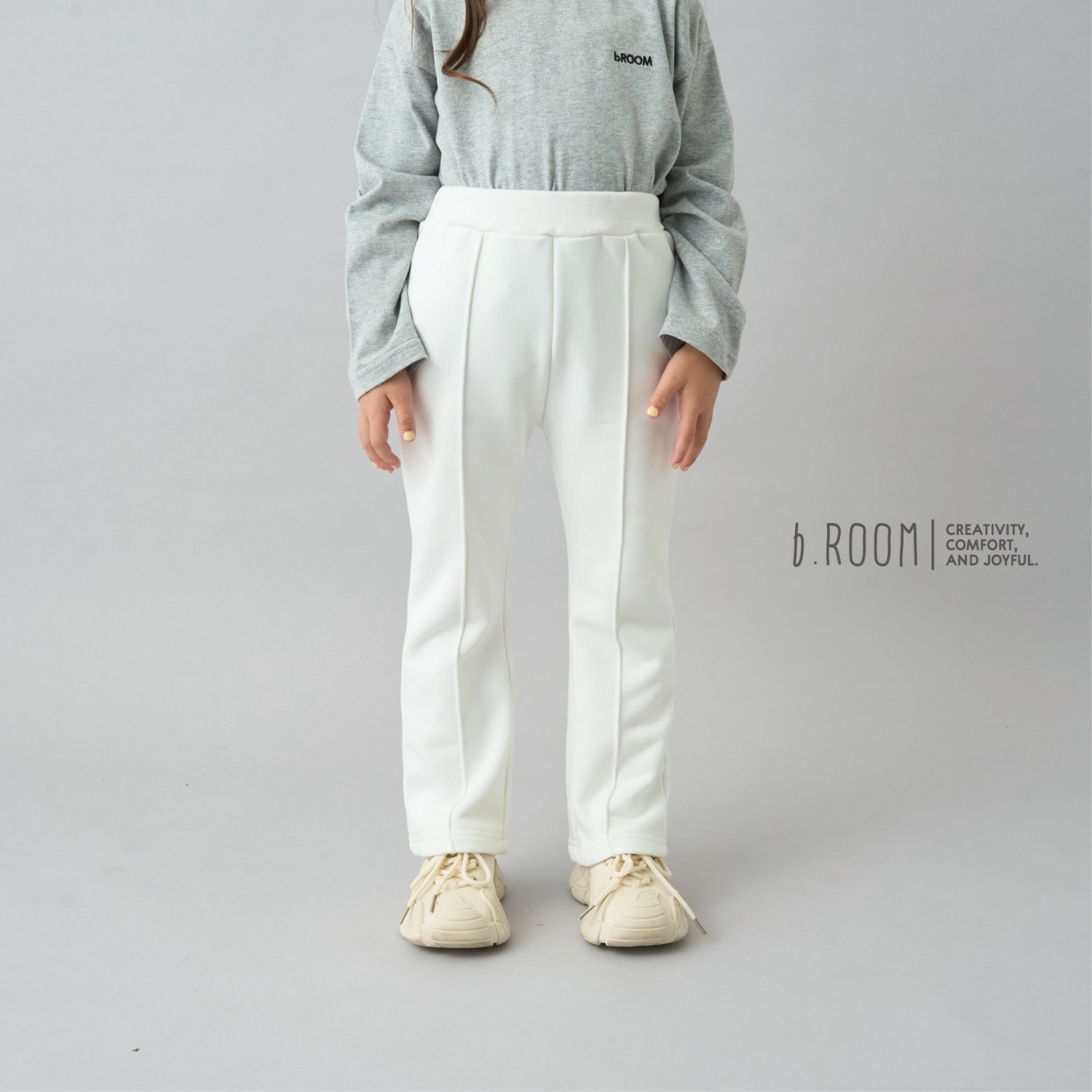 【デイリースタンダードウェアシリーズ】【吸水速乾】センタープリーツフレアスウェットパンツ