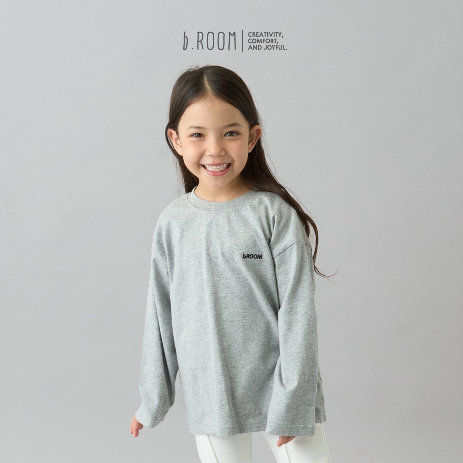 【デイリースタンダードウェアシリーズ】ゆるっとオーバーサイズのワンポイントシンプル長袖Tシャツ