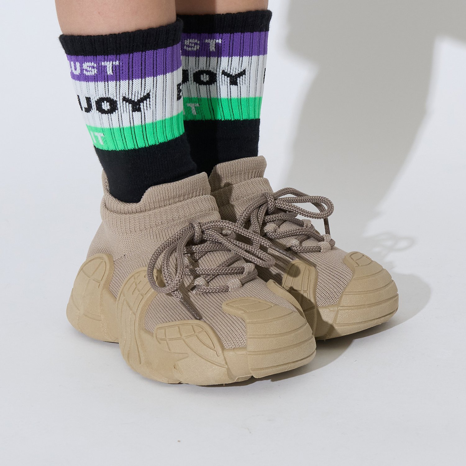 ニットスリッポン