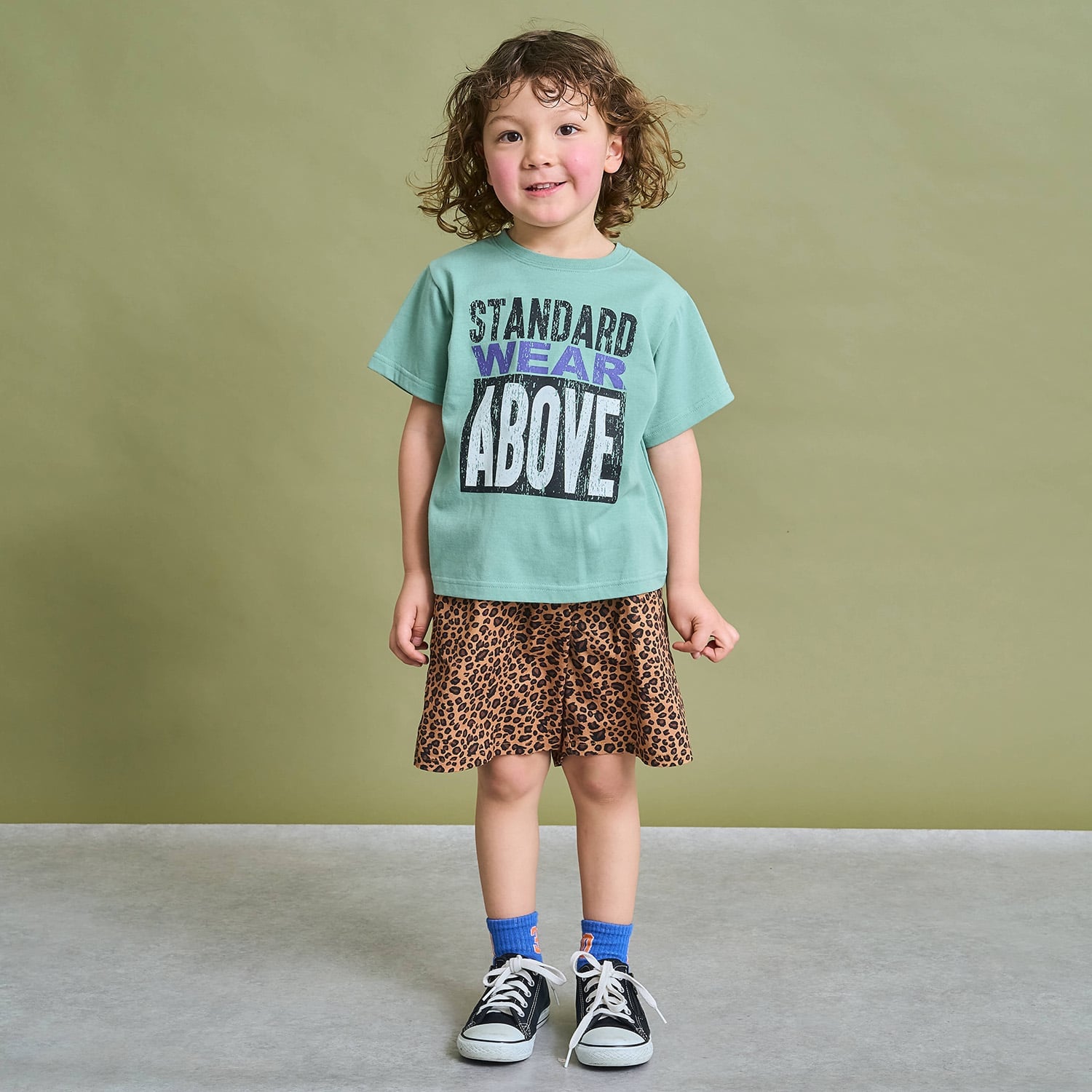 【ストレッチで動きやすい】アソート総柄４分丈パンツ