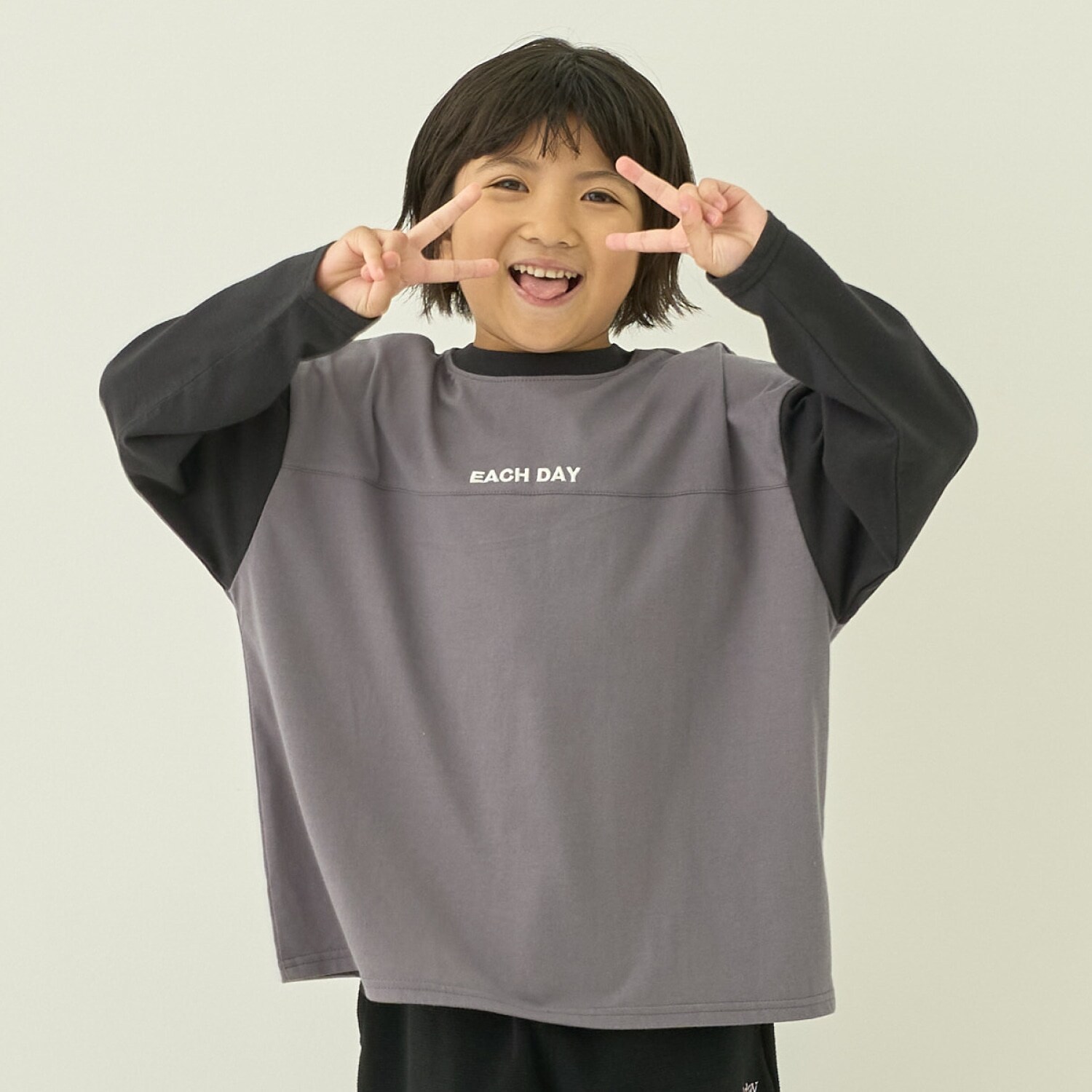 【スクール対応】名札がつけられる長袖Tシャツ