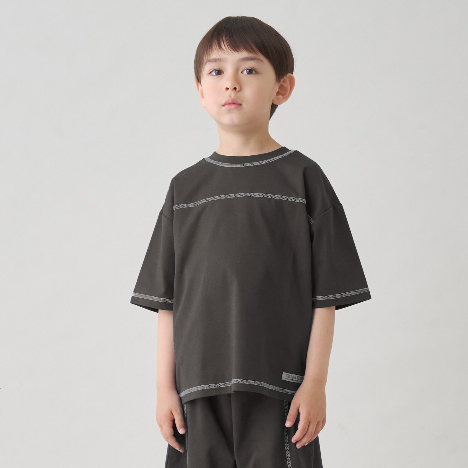 【熱をブロック】【どちらが前でもOK】配色ステッチTシャツ