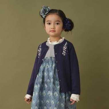 手刺繍カーディガン