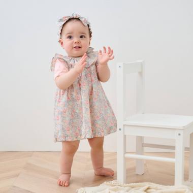 リバティフリルエプロン