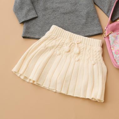 インナーパンツつきニットスカート