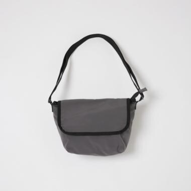 【ゲーム機すっぽり】メッセンジャーバッグ