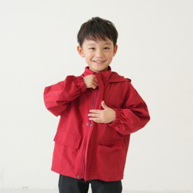 スタンドカラーウィンブレ