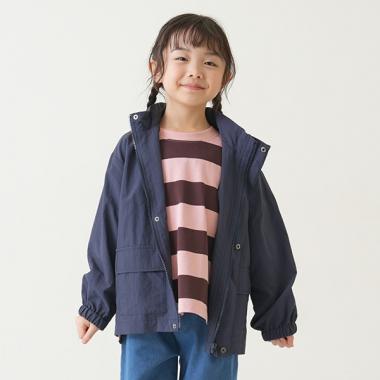 スタンドカラーウィンブレ