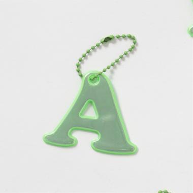 あんしんアルファベットリフレクターチャーム（緑）