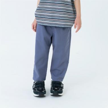 タック入り８分丈クロップドパンツ