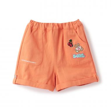 【人気商品再入荷】【直営店で取り扱い無し】ワッペンつき三分丈折り返しショートパンツ