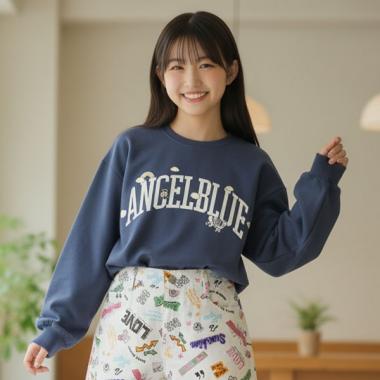 【エンジェルブルー】カレッジモチーフトレーナー