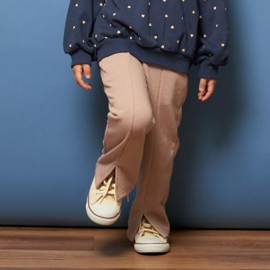 【表コットン毛玉バイバイ】タックスリットフレアパンツ