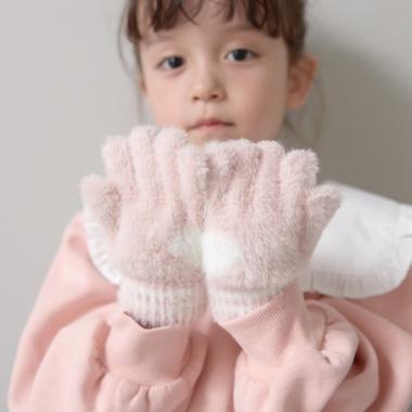 ハートふわもこ手袋