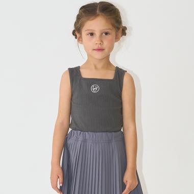 スクエアネックタンクトップ