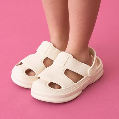 【フロントカバーで安心】EVAサンダル