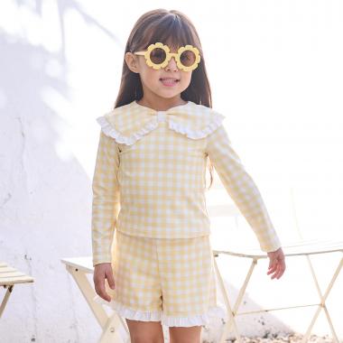 【SWIM】【UV加工】アソート総柄衿付きフリルラッシュガード＆パンツセット