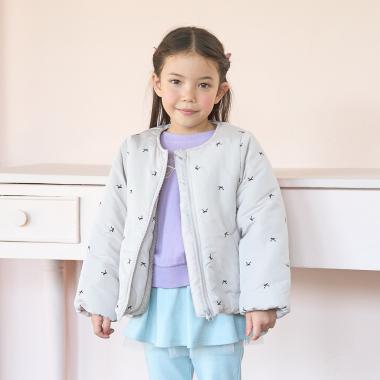 アソート総刺しゅうノーカラーブルゾン