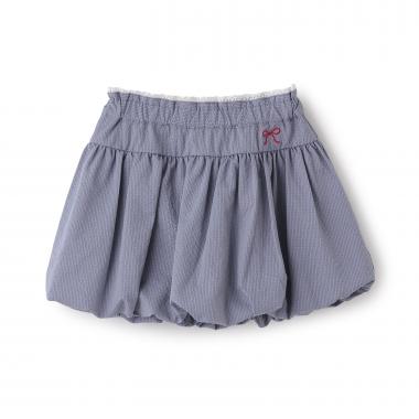 ふわっと広がるバルーンスカート