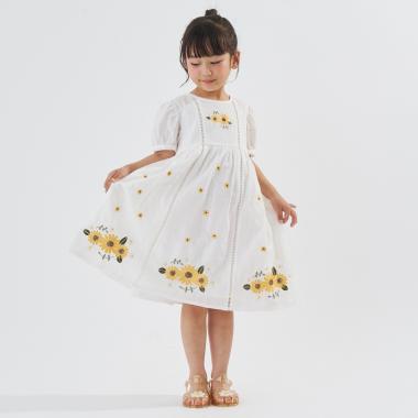 【予約/6月下旬～7月上旬入荷予定】ひまわり刺しゅうワンピース