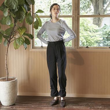 【リンク】裾フリルタックパンツ