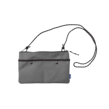 【大人向けサイズあり】カラビナ付きサコッシュ