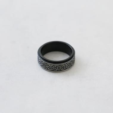 ケルティック柄リング