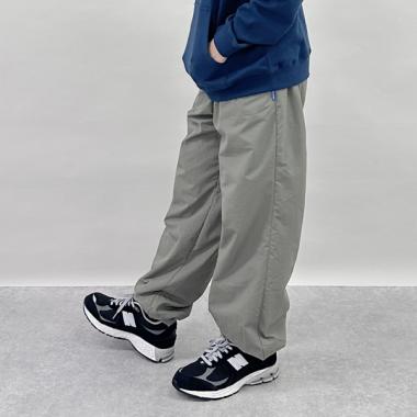 ナイロン起毛裏地つきジョガーパンツ