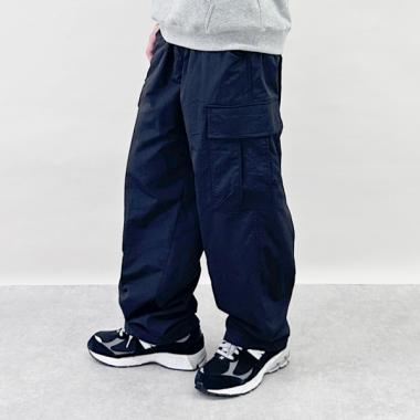 ナイロン起毛裏地つきカーゴパンツ