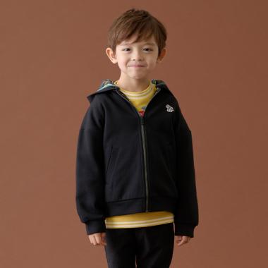 バックロゴエンボスジップパーカ