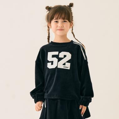 短丈ベロアトレーナー