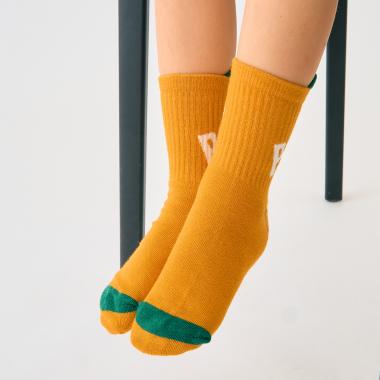 ベロつきクルーソックス