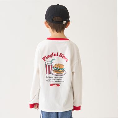 バックイラスト長袖Tシャツ