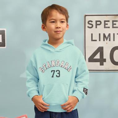 ロゴプルオーバーパーカ