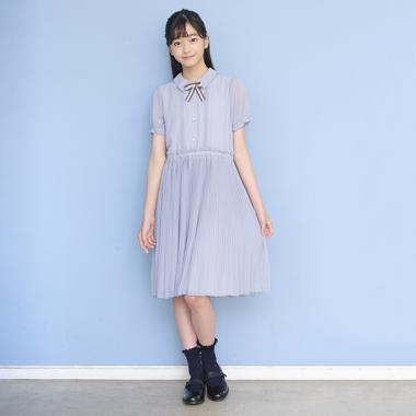 ＊衿つきプリーツワンピース