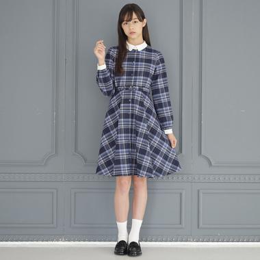 ＊長袖チェック白衿ワンピース