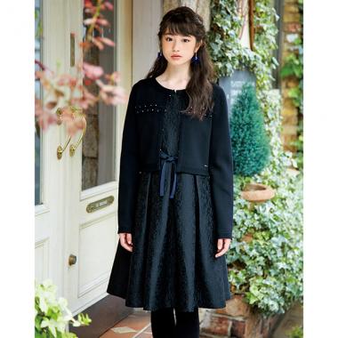 ウエストリボンつきノースリーブドレス