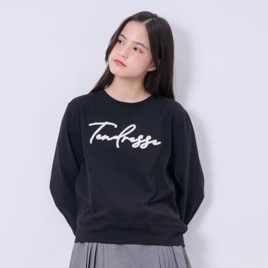 【AMI】袖パイピングロゴプルオーバー