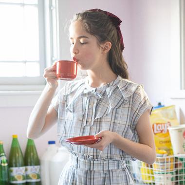 ボウタイフリル衿ブラウス