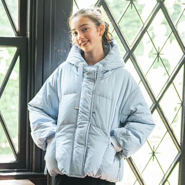 【撥水】【家庭洗濯可】リボンチャームつきダウンジャケット