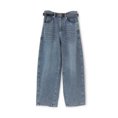 ベルトつきバレルシルエットパンツ