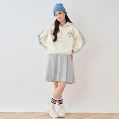 セーラーハーフジップ×スカートセットアップ