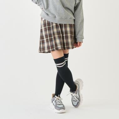 ボタンタックキュロット