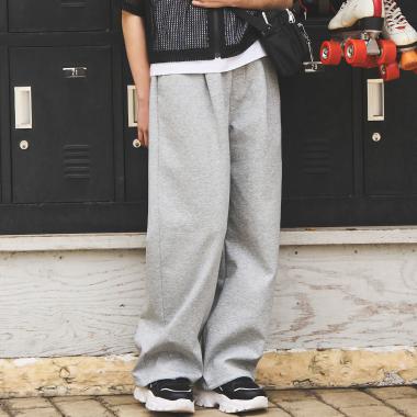 ダンボールスウェットパンツ